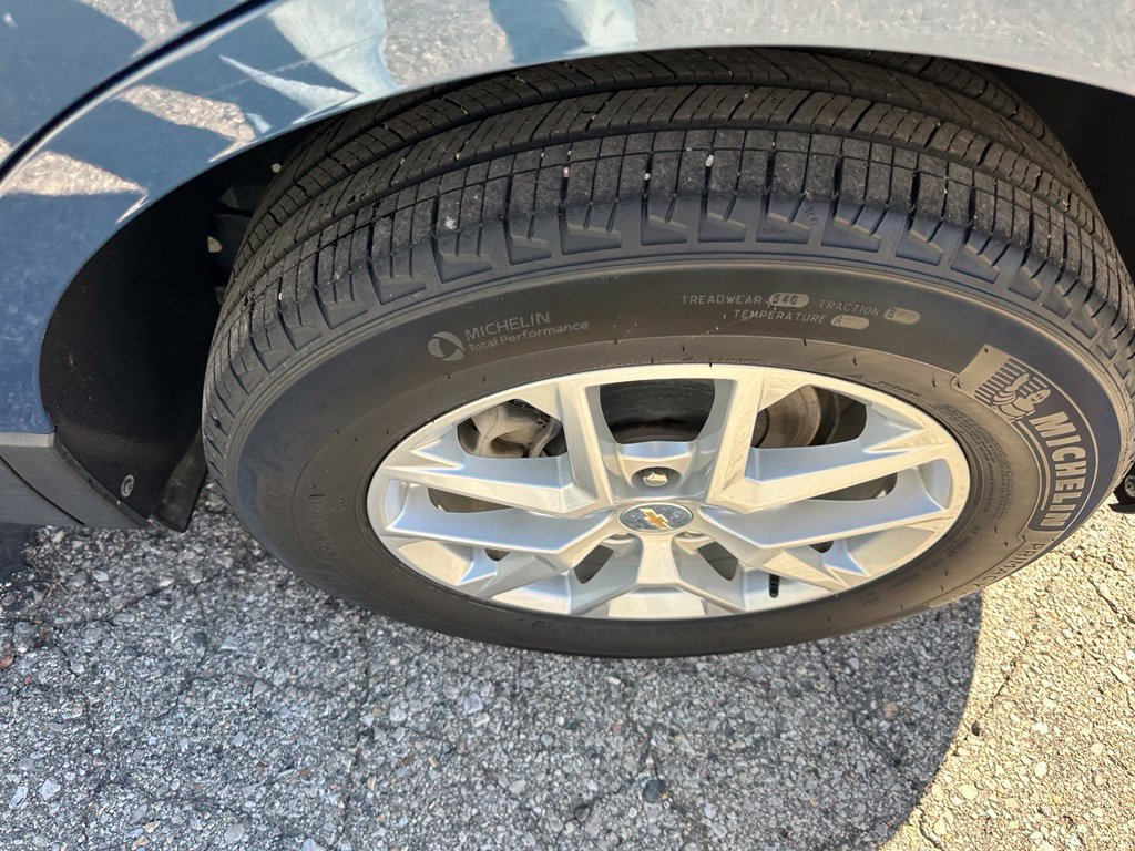 Certified 2024 Chevrolet Equinox LS w/ LS Convenience Package FWD image 20