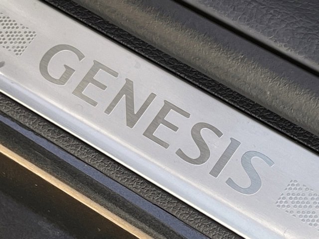 Used 2025 Genesis G80 2.5T image 25