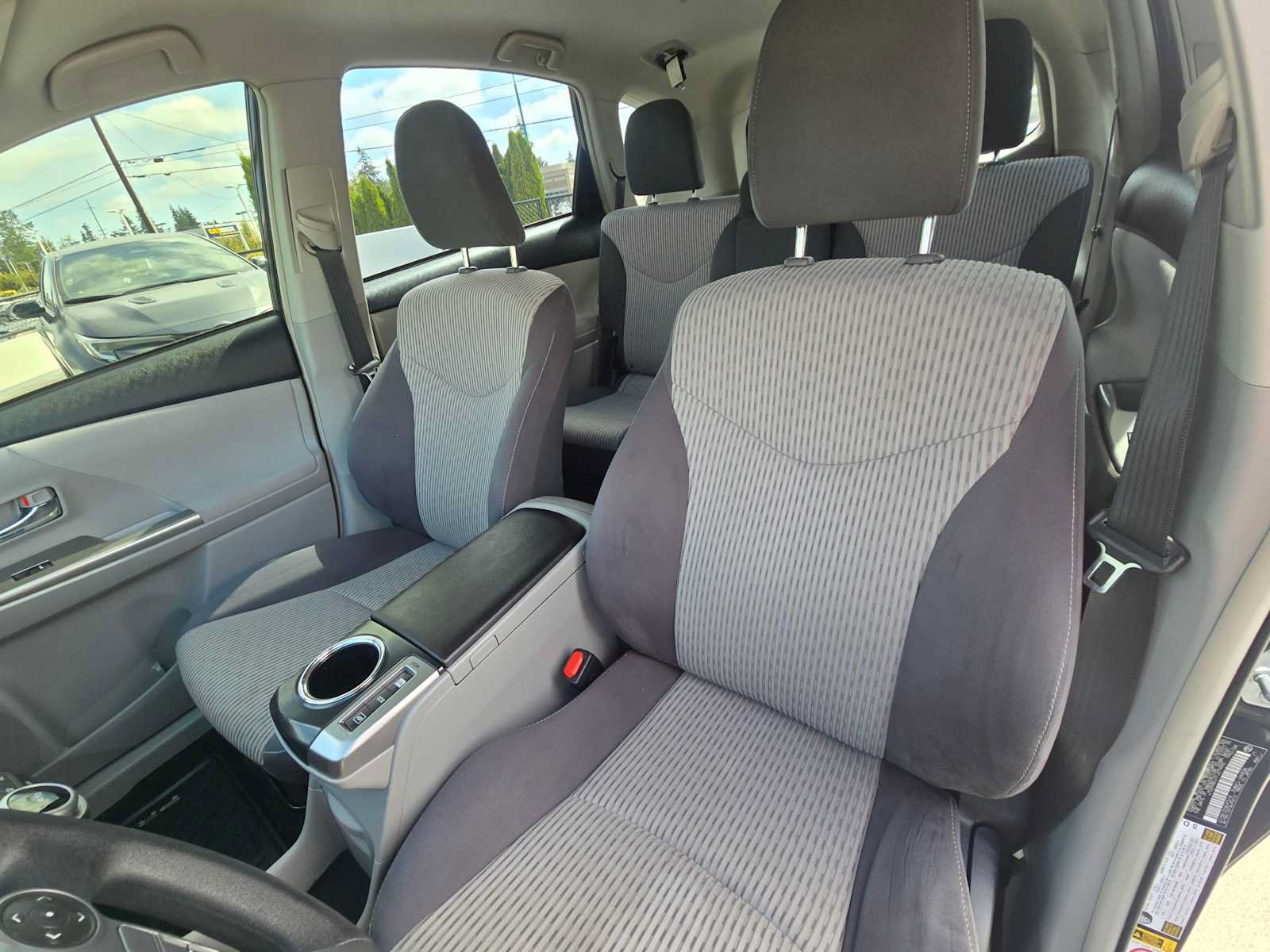 Used 2015 Toyota Prius V Three FWD image 22