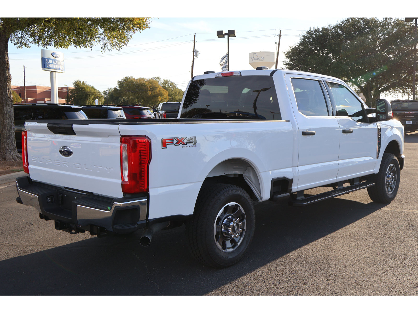 Used 2026 Ford F250 XLT w/ FX4 Off-Road Package AWD/4WD image 12
