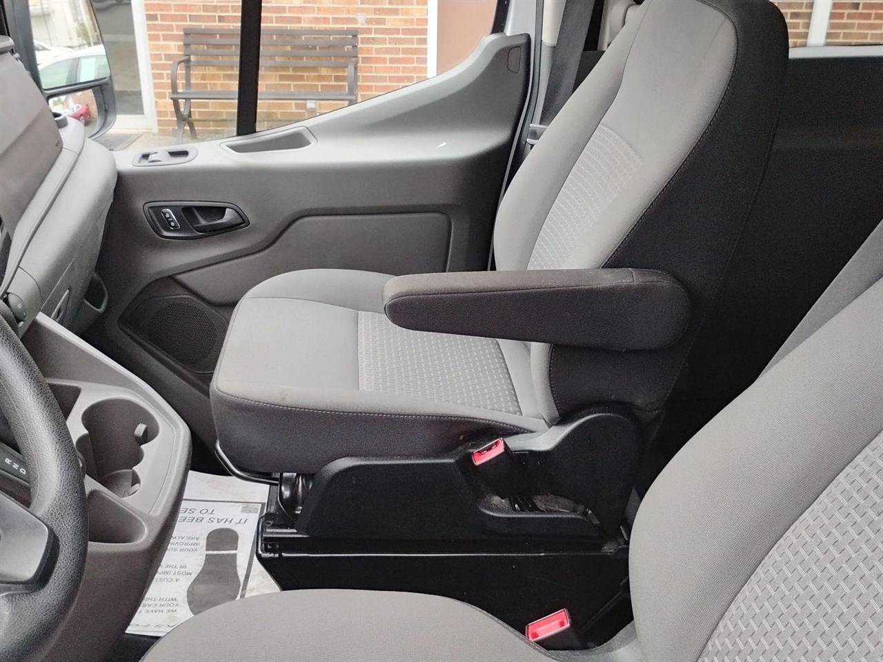 Used 2024 Ford Transit 350 XLT RWD image 15