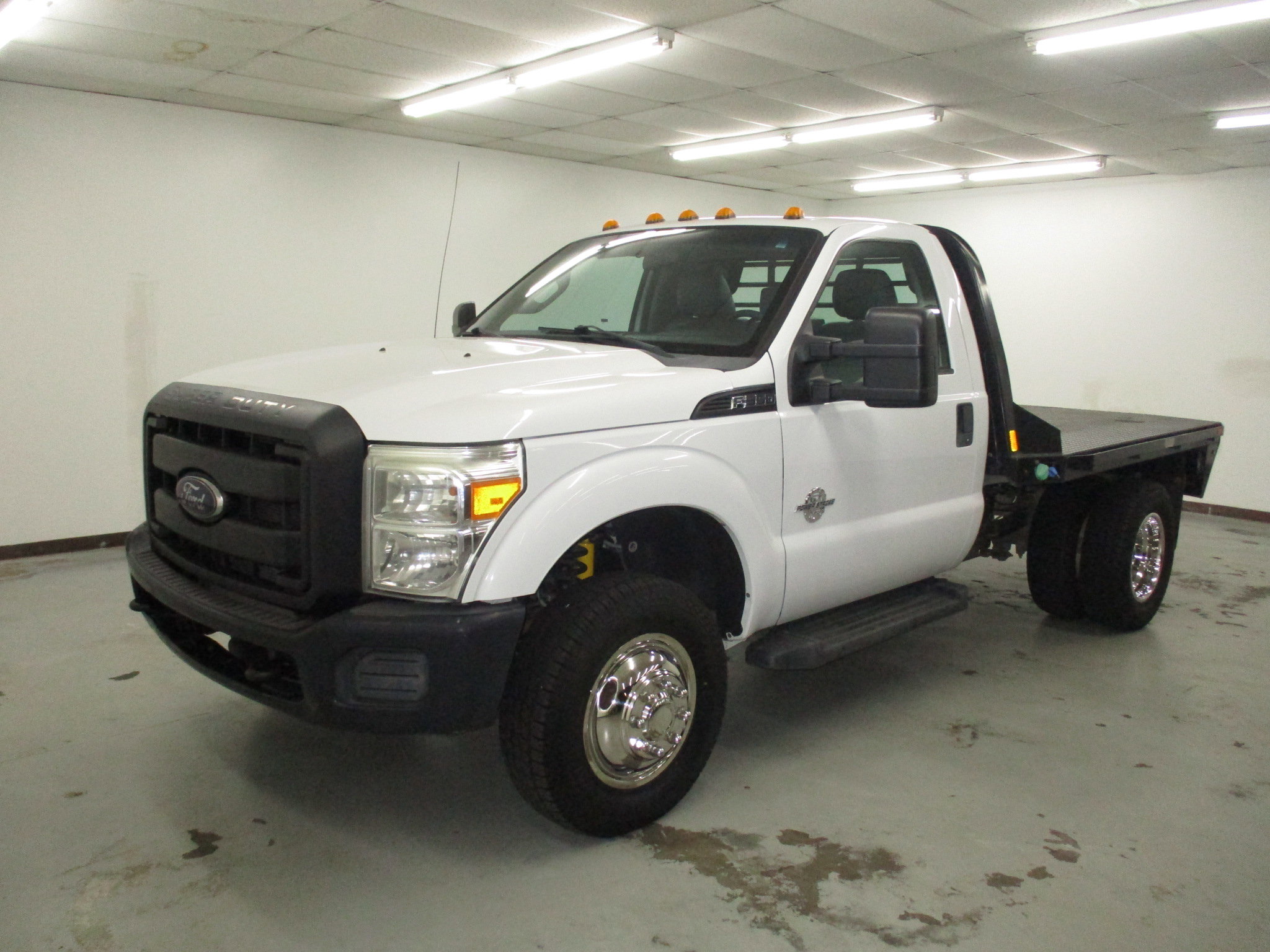 Used 2012 Ford F350 XL w/ Skid Plate Pkg AWD/4WD image 3