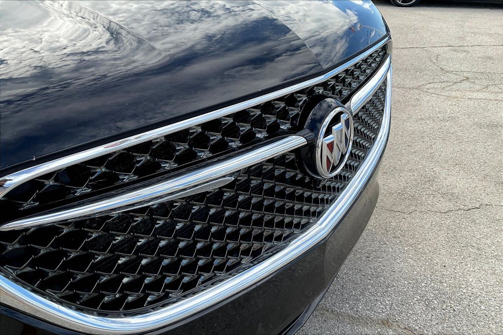 Used 2021 Buick Enclave Avenir w/ Avenir Technology Package AWD/4WD image 26