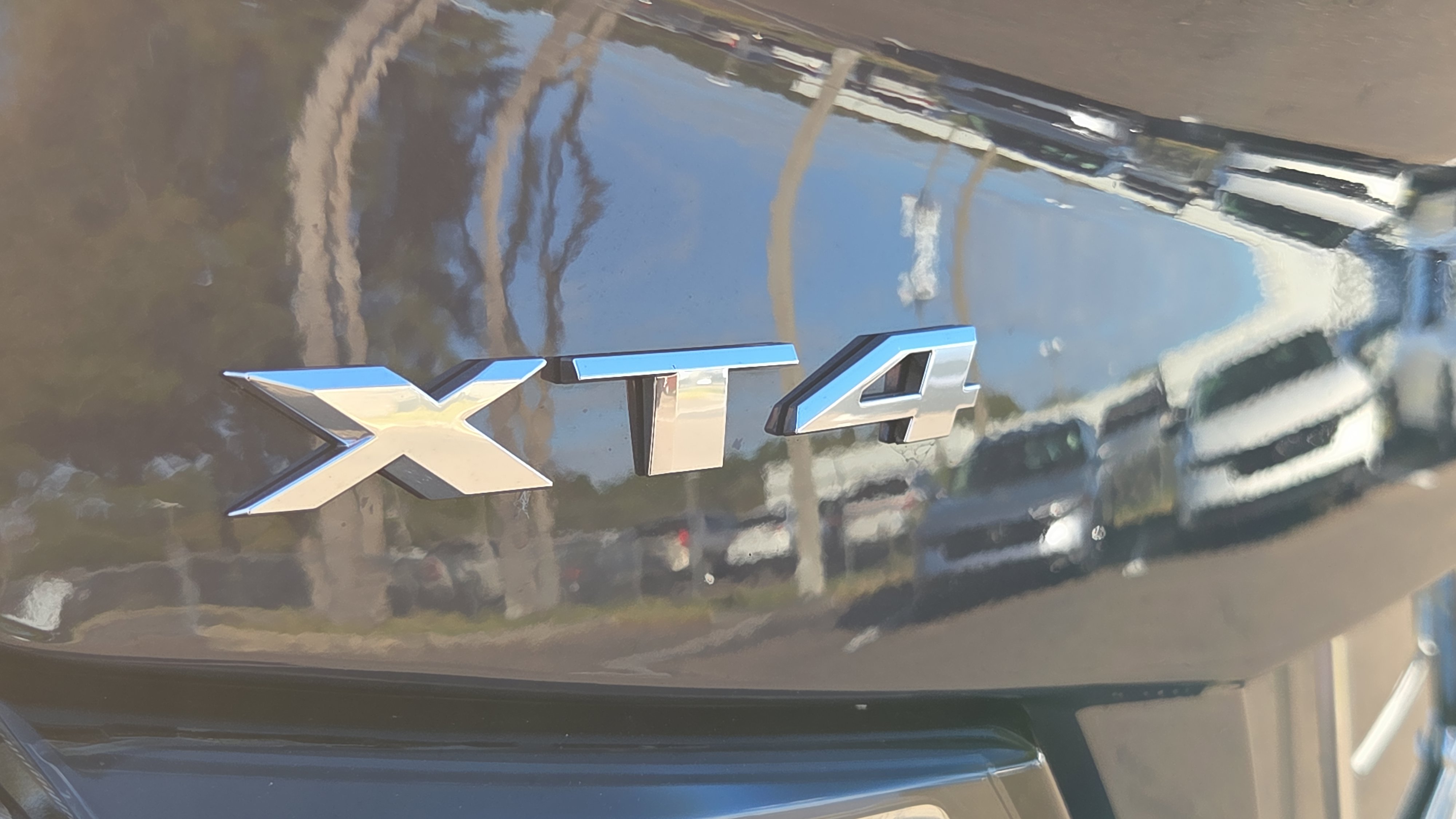 Used 2024 Cadillac XT4 Sport w/ Cold Weather Package image 34