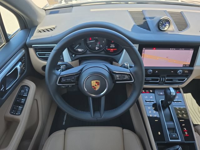 Used 2023 Porsche Macan Turbo AWD/4WD image 14