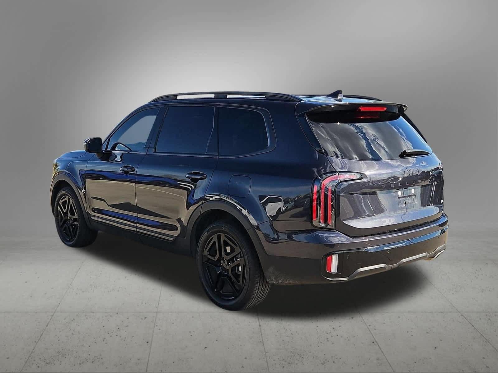 Certified 2025 Kia Telluride EX X-Line AWD/4WD image 4