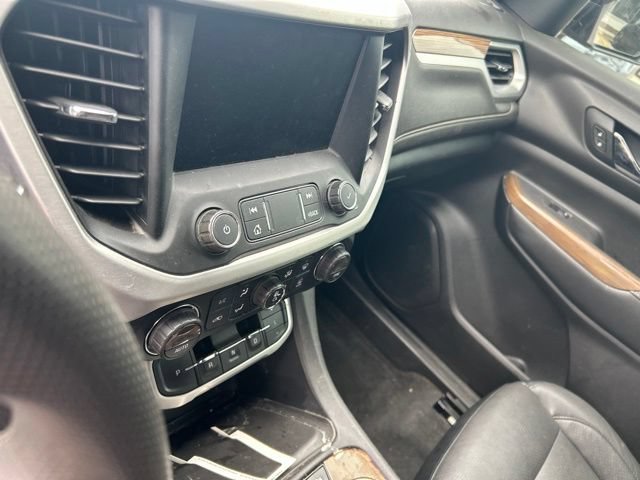 Used 2021 GMC Acadia SLE w/ Driver Convenience Package FWD image 32