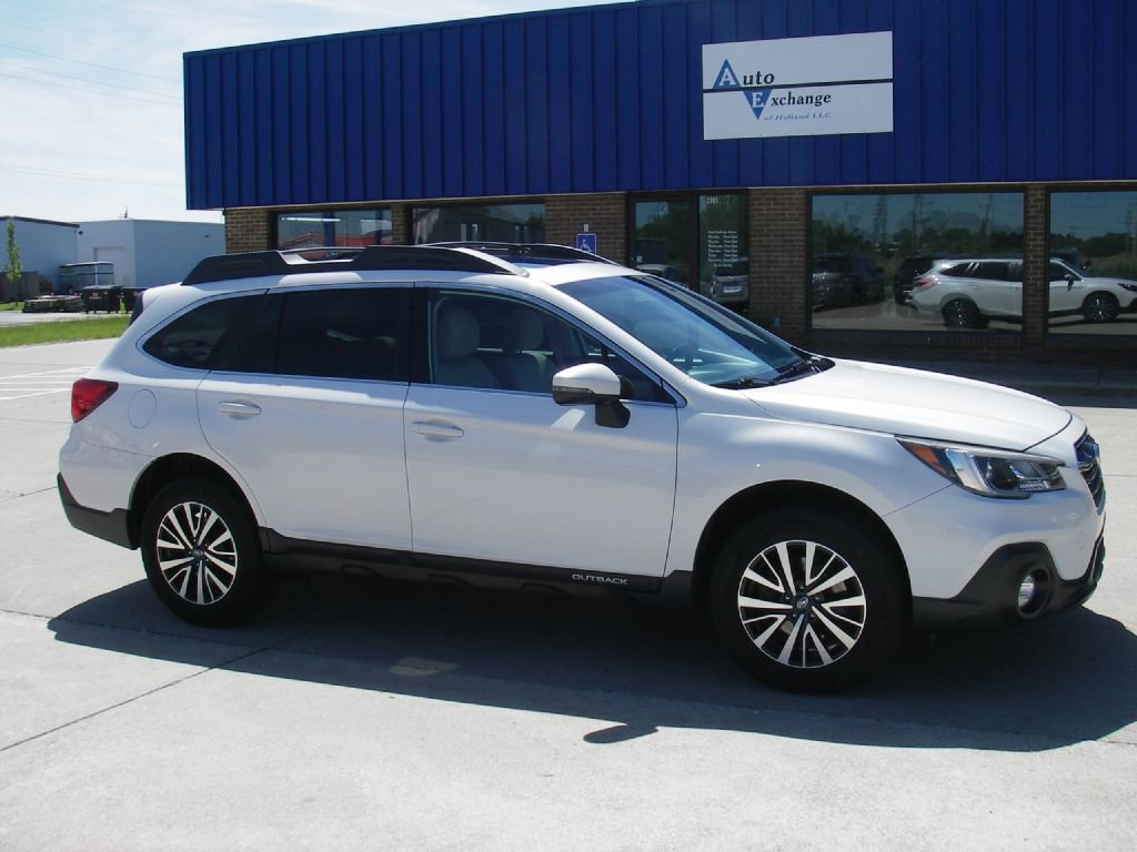 Used 2019 Subaru Outback 2.5i Premium AWD/4WD image 3