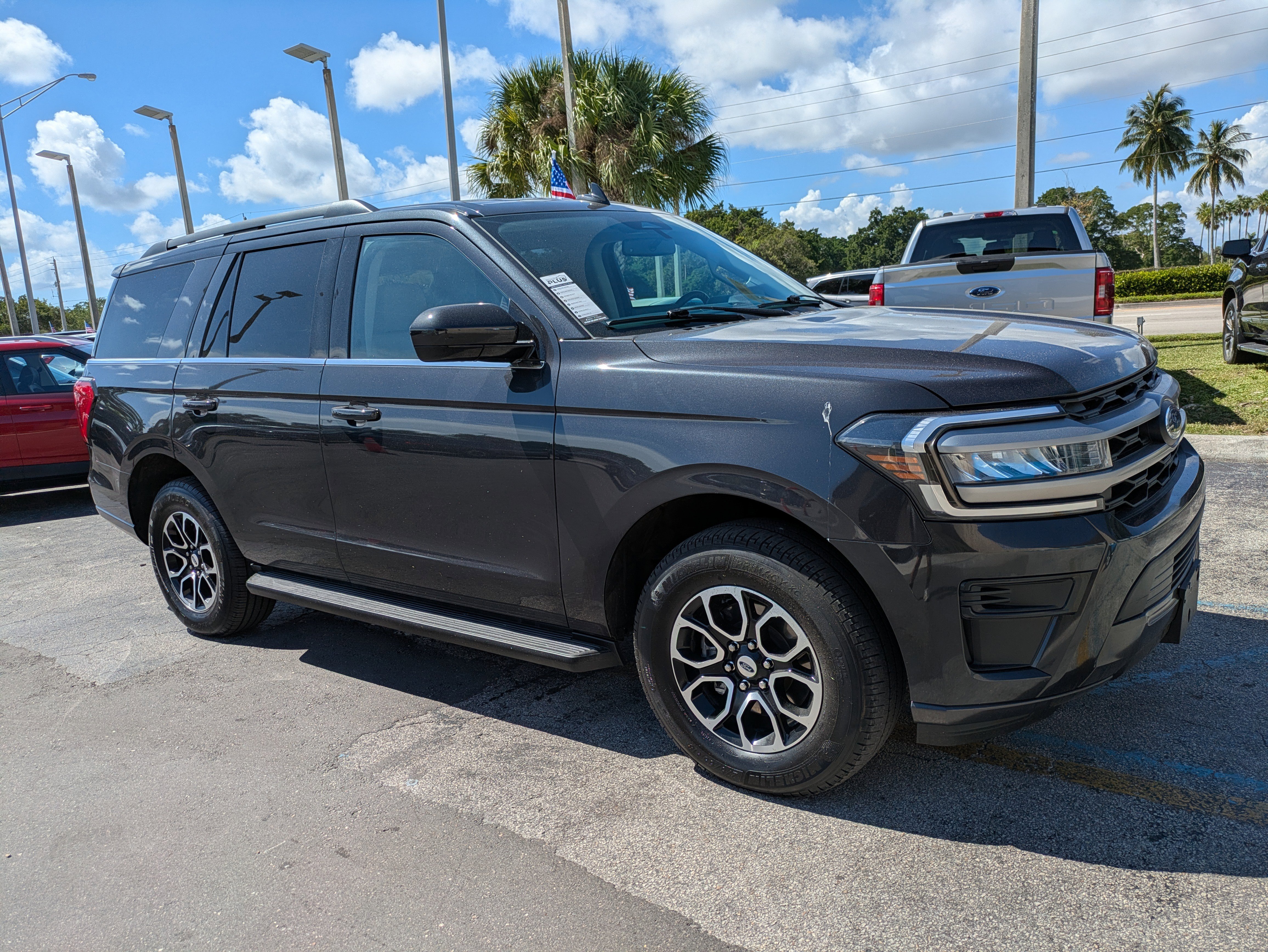 Used 2024 Ford Expedition XLT