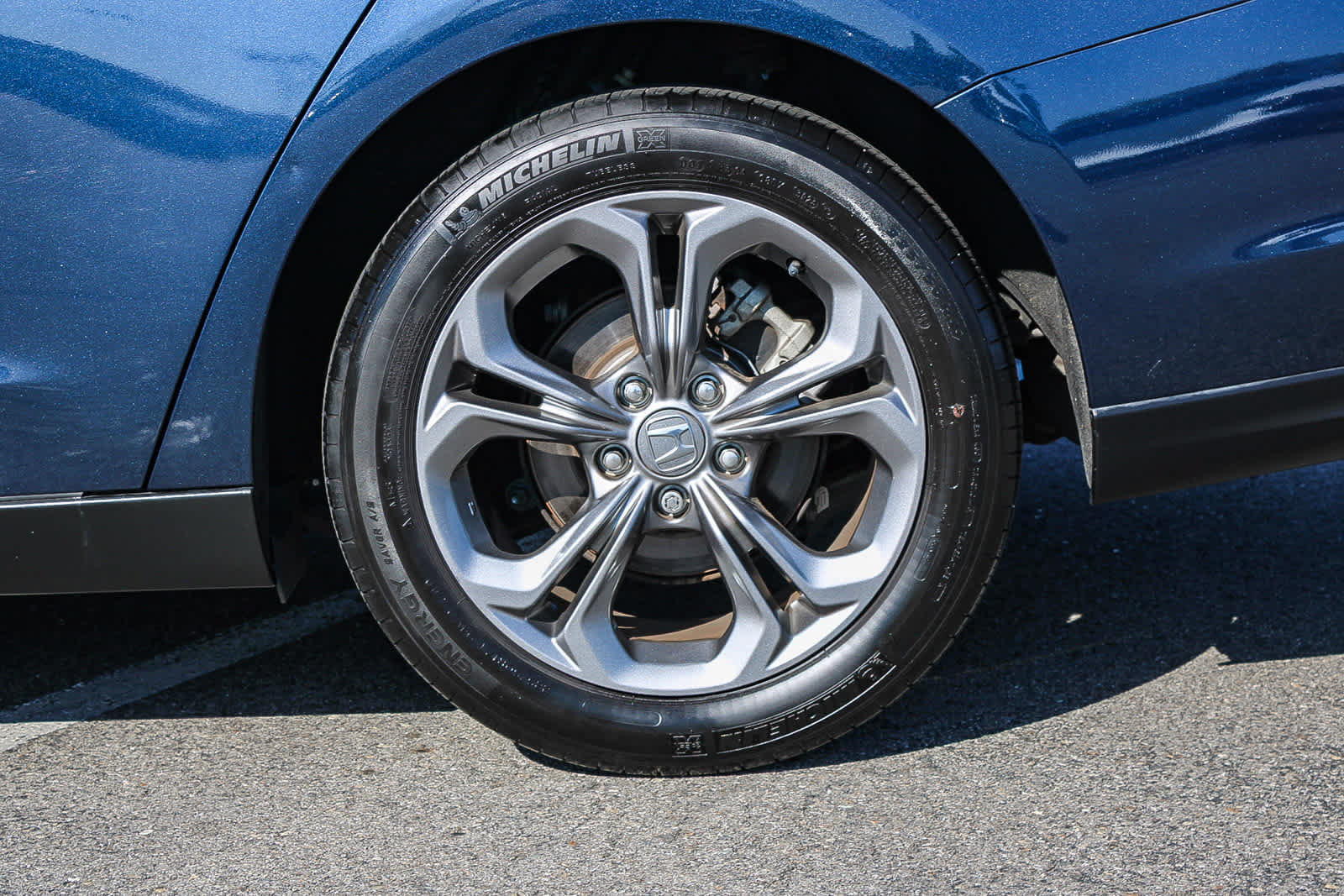 Used 2024 Honda Accord EX image 10