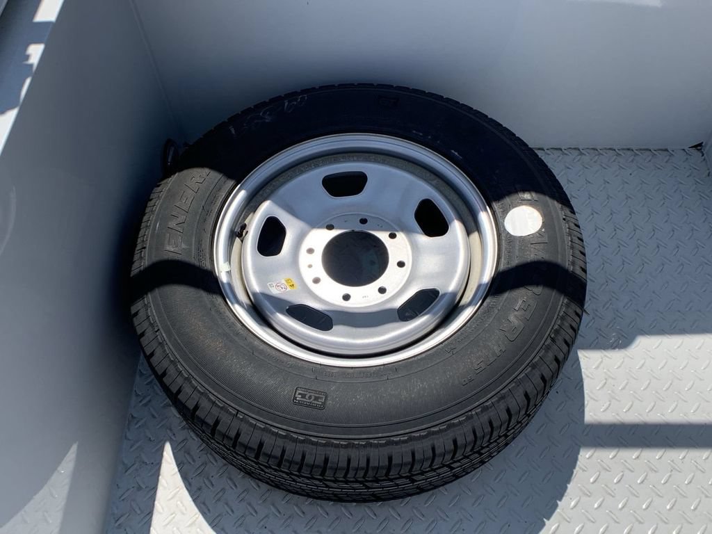 New 2025 Ford F350 XL w/ XL Chrome Package RWD image 38