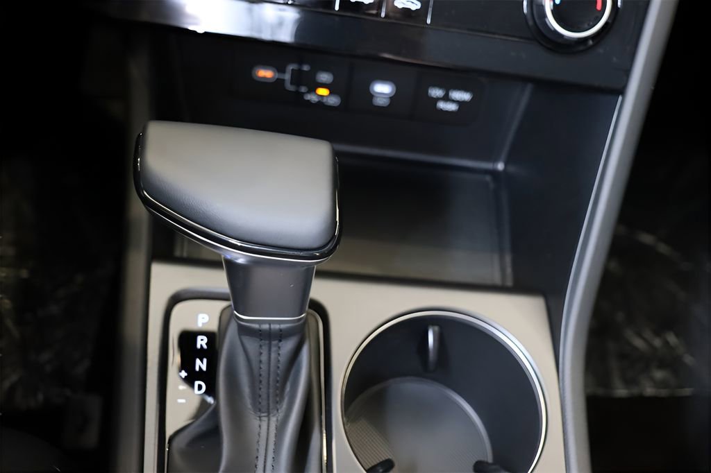 Certified 2025 Hyundai Sonata SE image 19