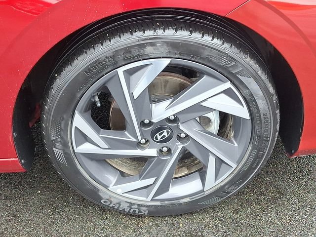 Certified 2025 Hyundai Elantra Sport FWD image 8