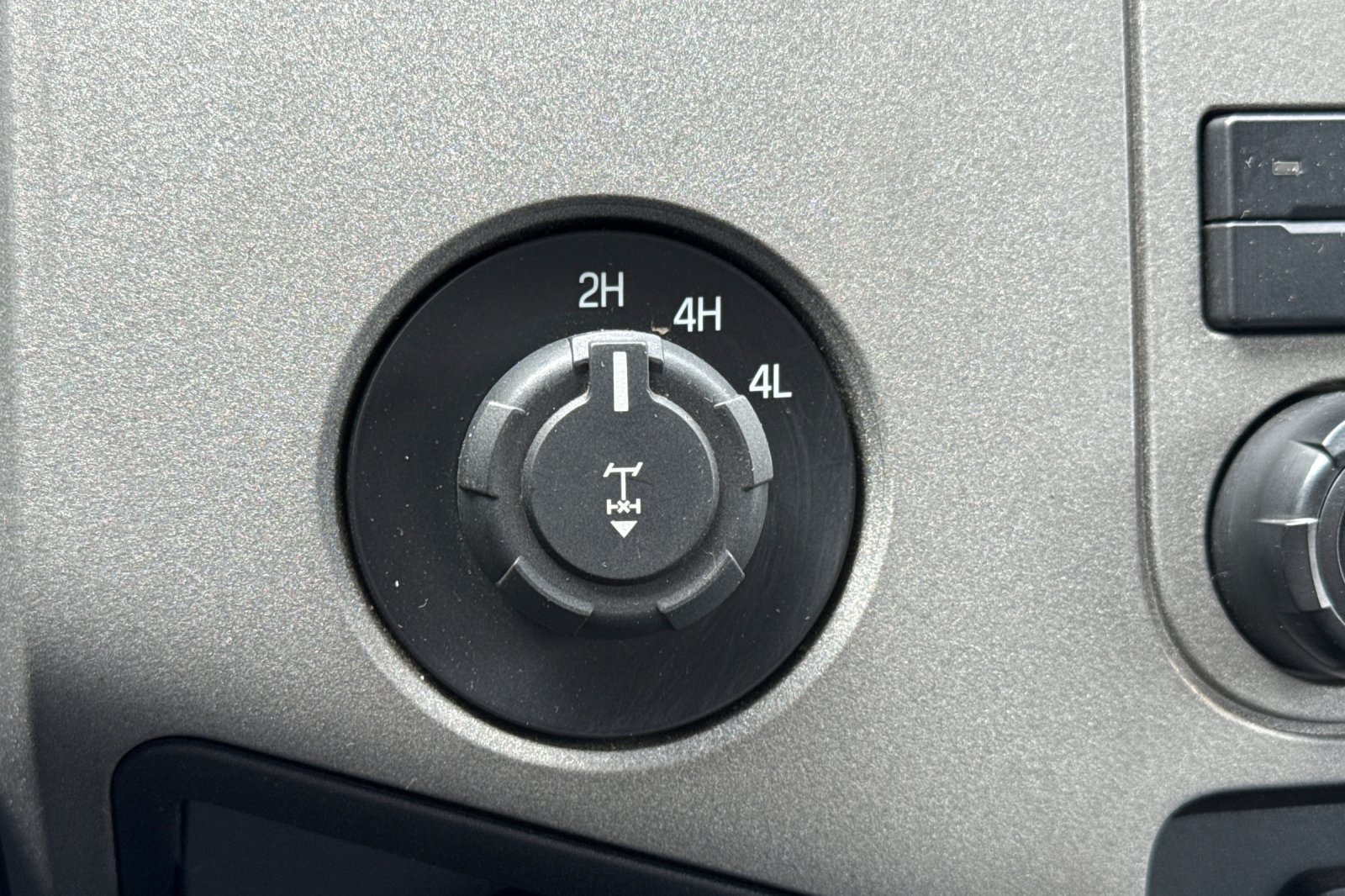 Used 2011 Ford F250 XLT w/ XLT Premium Pkg AWD/4WD image 18