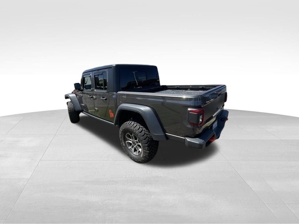 Used 2024 Jeep Gladiator Mojave w/ Technology Group AWD/4WD image 11