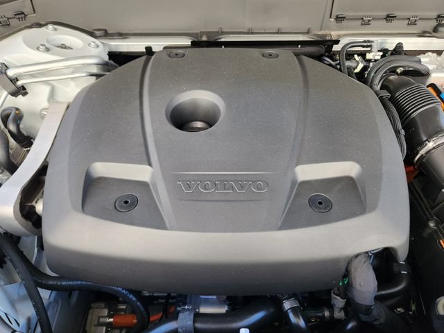 New 2026 Volvo XC90 T8 Plus w/ Protection Package AWD/4WD image 18