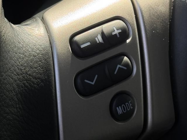 Used 2012 Toyota FJ Cruiser 4WD image 12