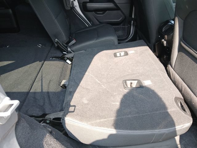 Used 2018 Jeep Wrangler Unlimited Sahara AWD/4WD image 44