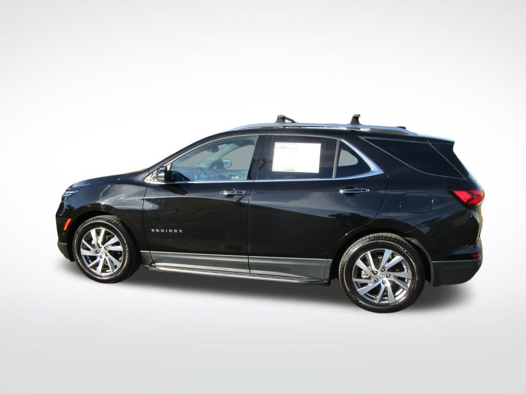 Used 2022 Chevrolet Equinox Premier image 2