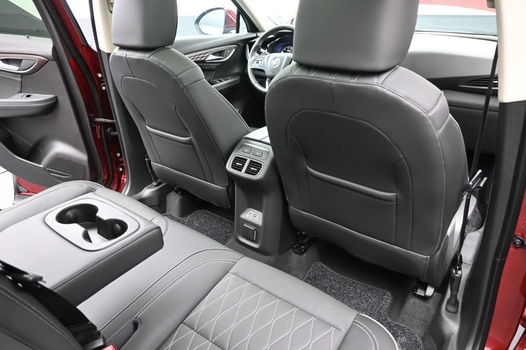 Used 2023 Buick Envision Avenir AWD/4WD image 14