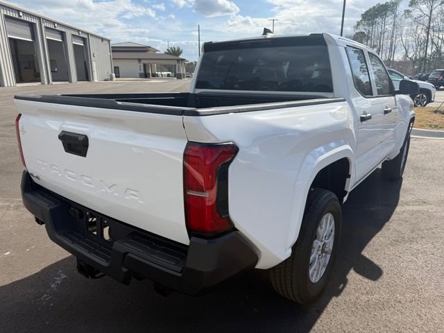 Used 2025 Toyota Tacoma SR image 11