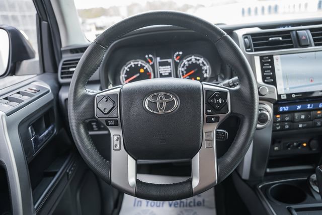 Used 2022 Toyota 4Runner Limited image 31