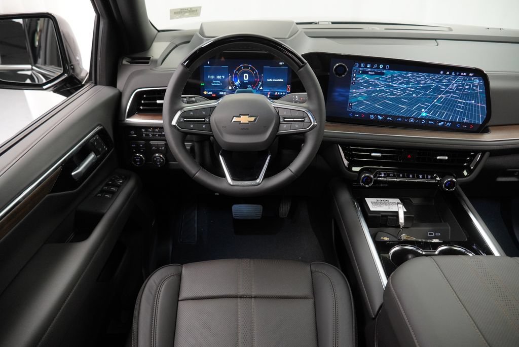 New 2026 Chevrolet Suburban High Country AWD/4WD image 15