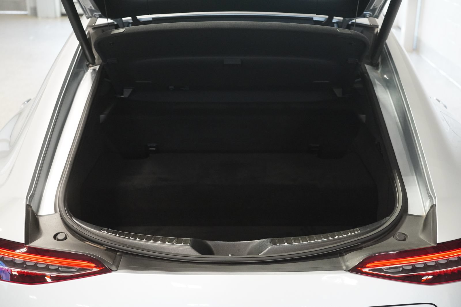 Used 2025 Mercedes-Benz AMG GT 63 S image 36
