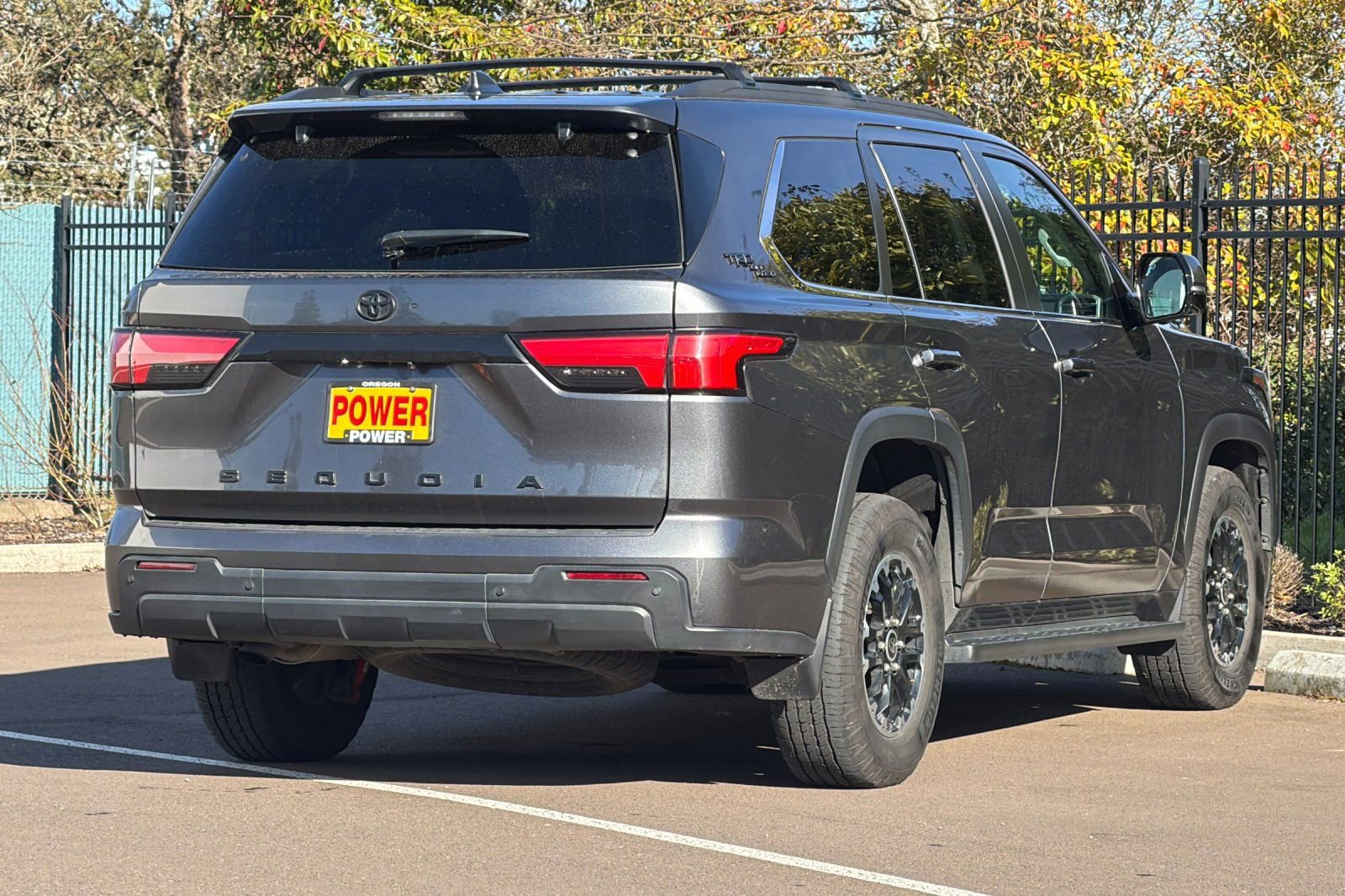 Used 2024 Toyota Sequoia SR5 w/ SR5 Premium Package image 4