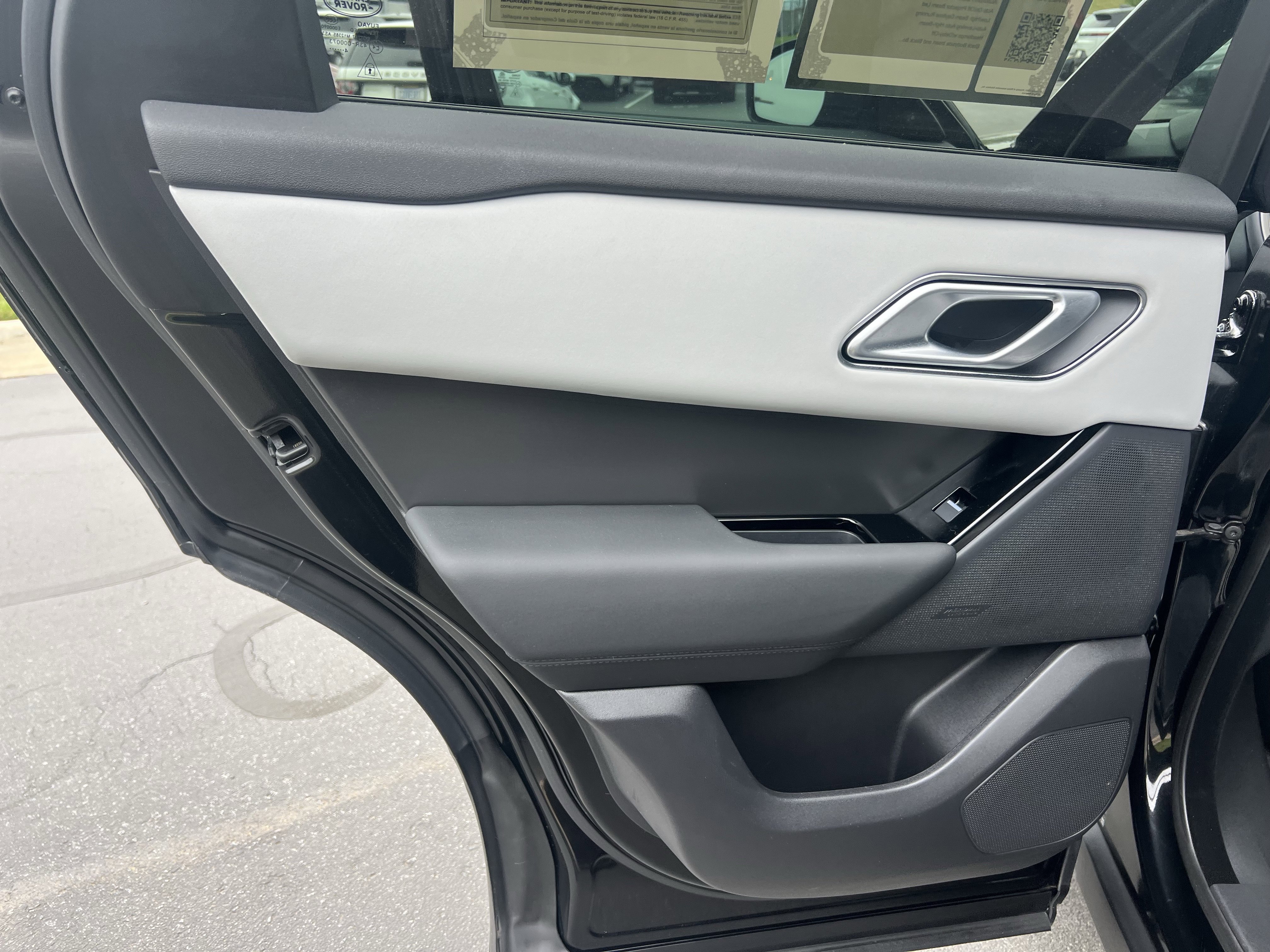 Certified 2026 Land Rover Range Rover Velar S AWD/4WD image 28