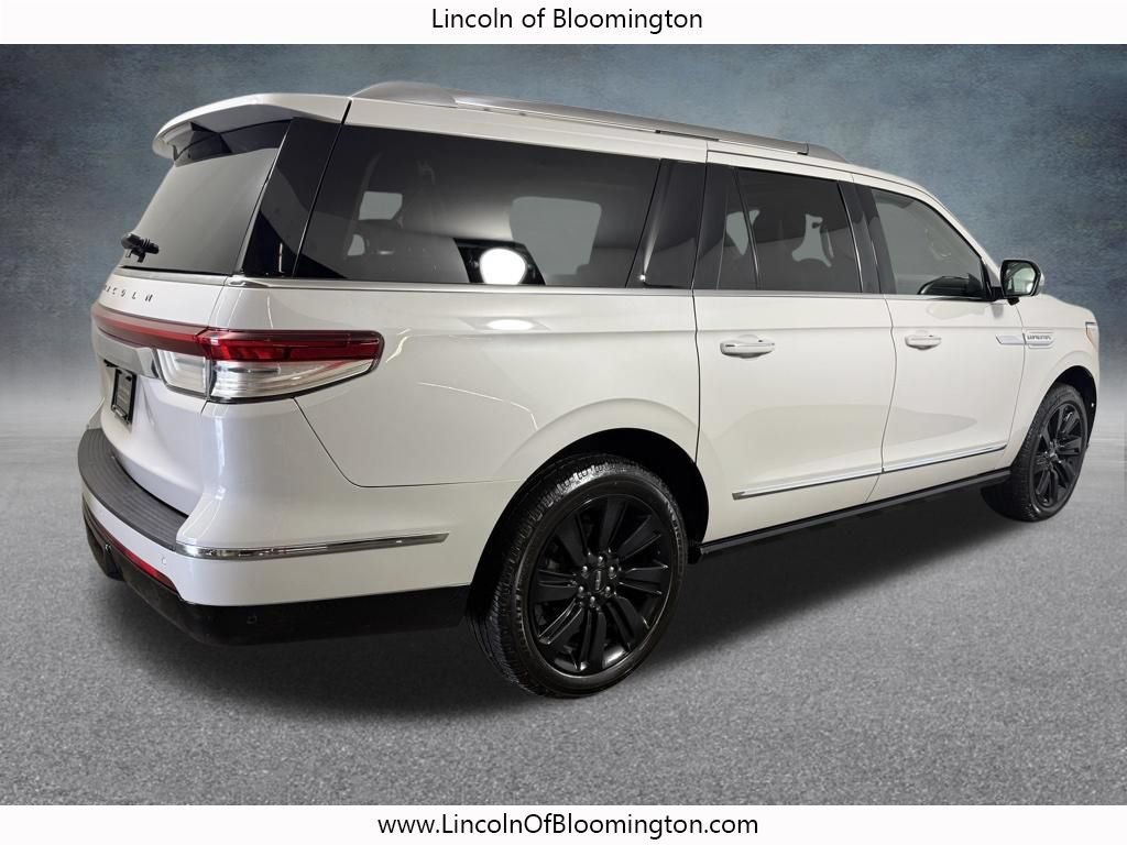 Certified 2024 Lincoln Navigator L Reserve AWD/4WD image 8