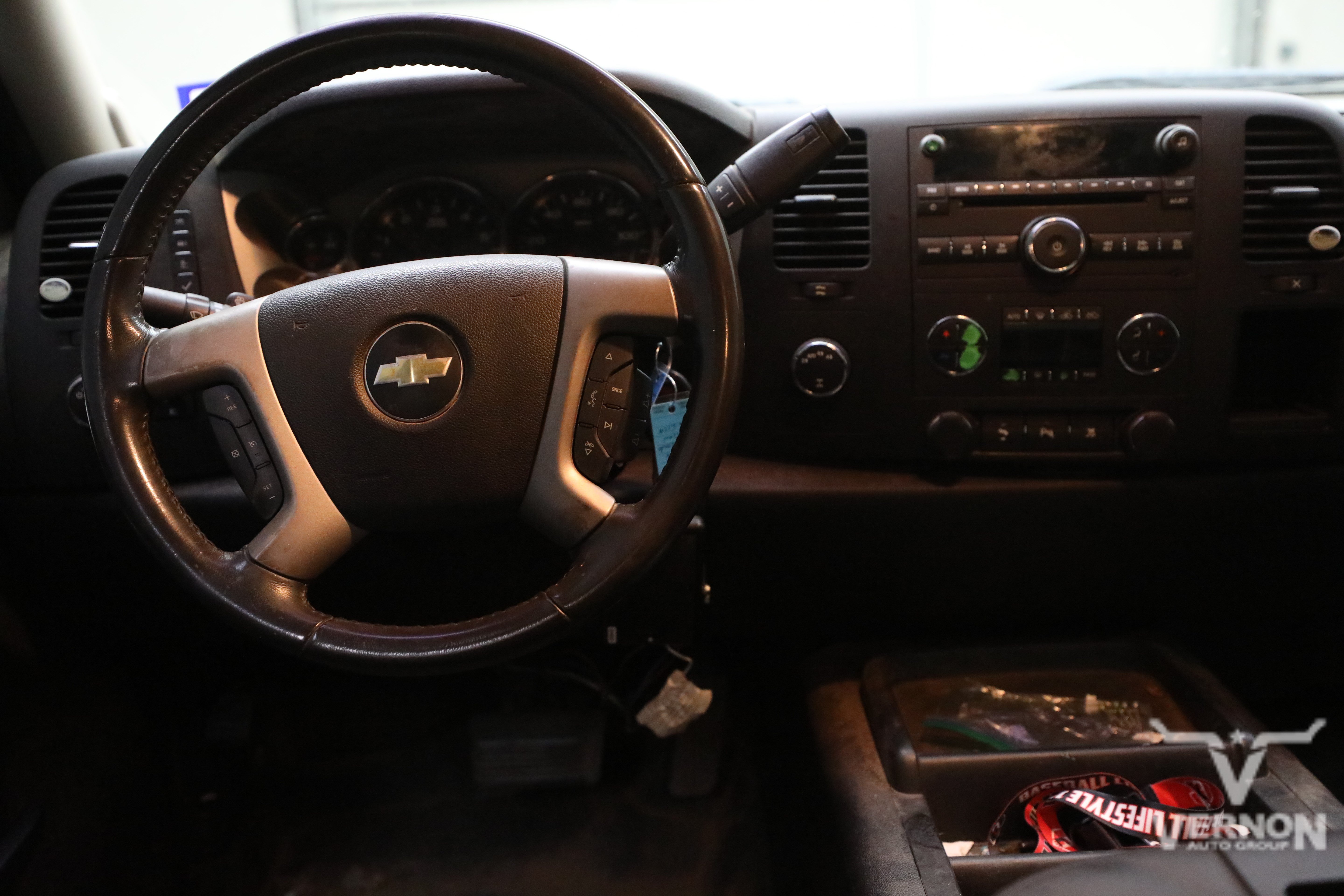 Used 2011 Chevrolet Silverado 1500 LT w/ Regional Value Package AWD/4WD image 8
