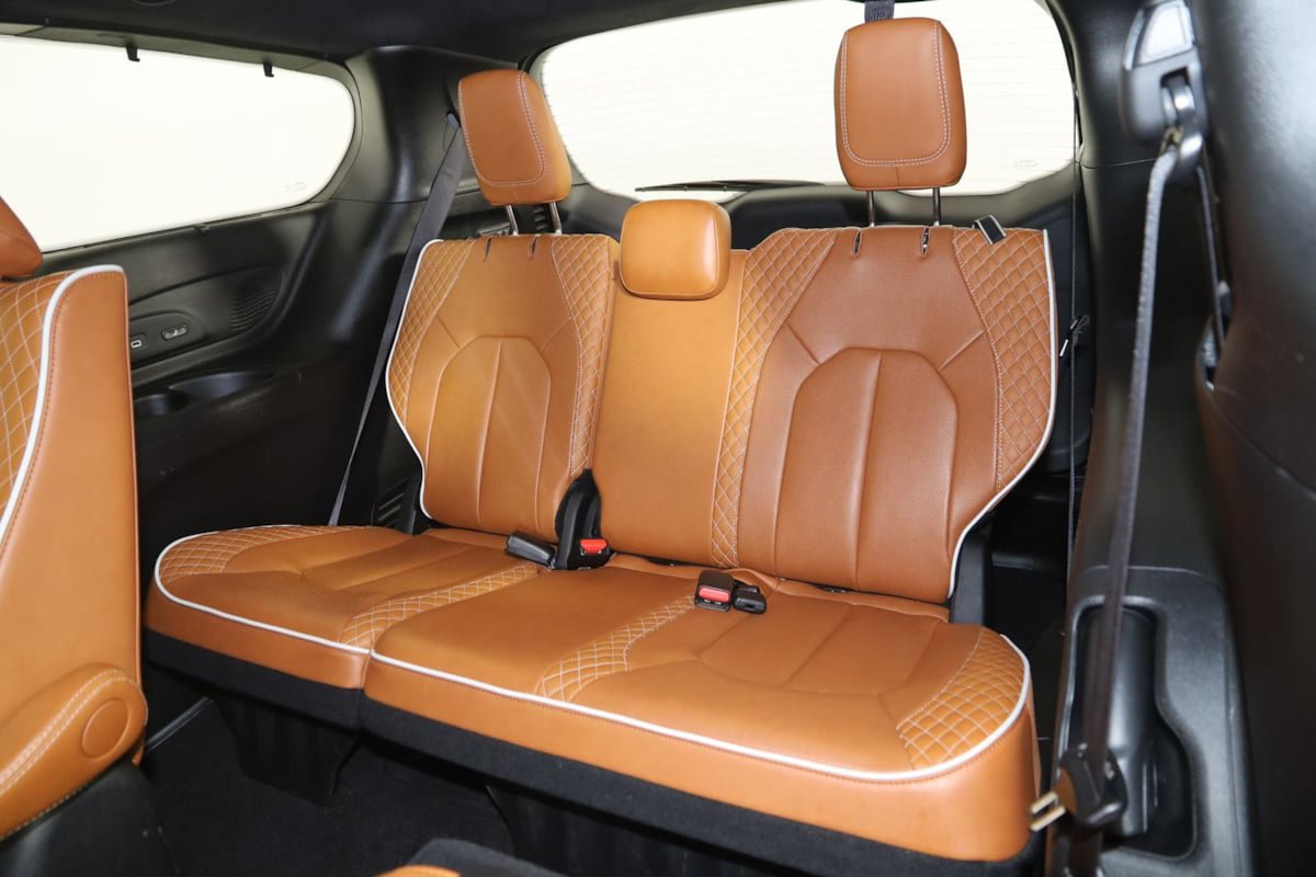 Used 2024 Chrysler Pacifica Pinnacle image 56