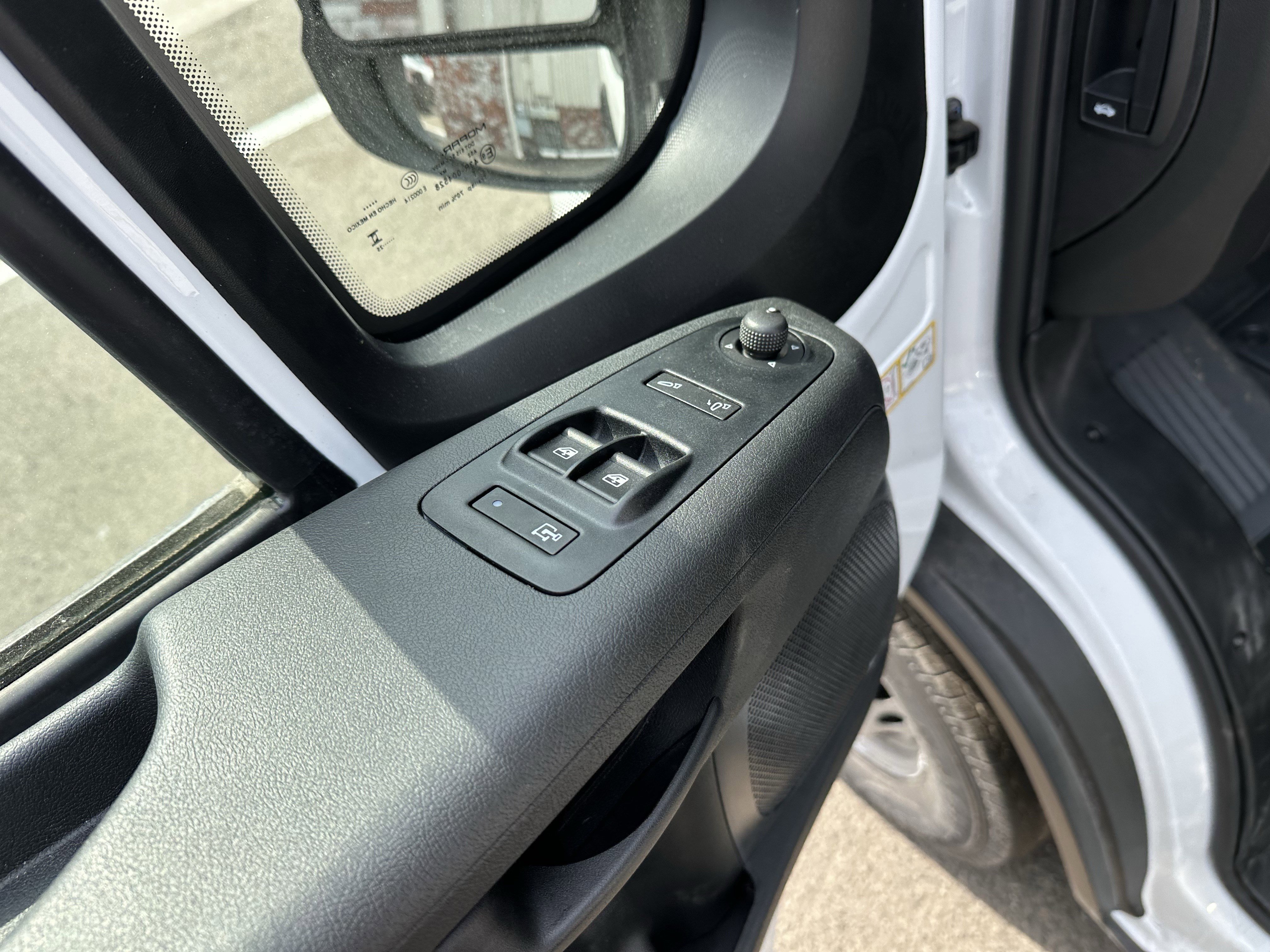 New 2025 RAM ProMaster 1500 w/ Convenience Group image 12