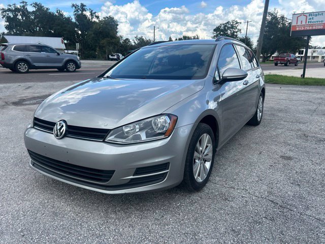 Used 2017 Volkswagen Golf S AWD/4WD image 1