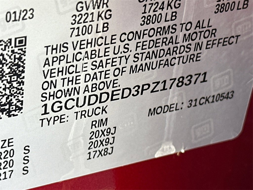 Used 2023 Chevrolet Silverado 1500 LT image 32