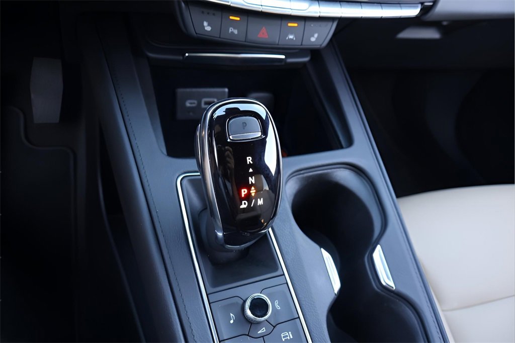 Certified 2024 Cadillac XT4 Luxury w/ Cold Weather Package image 21