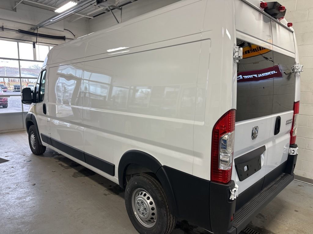 Used 2024 RAM ProMaster 2500 image 3