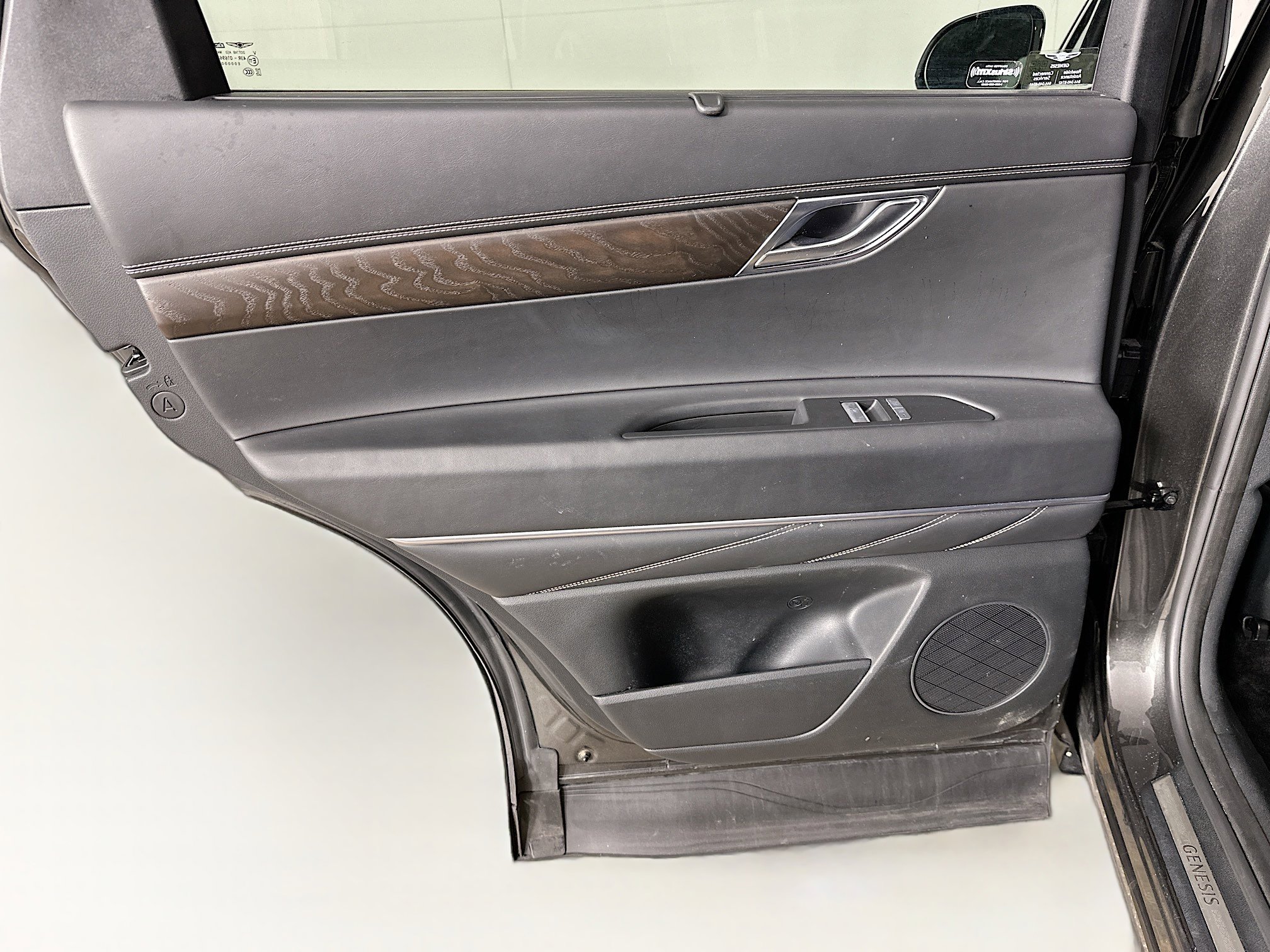 Used 2024 Genesis GV80 2.5T image 26