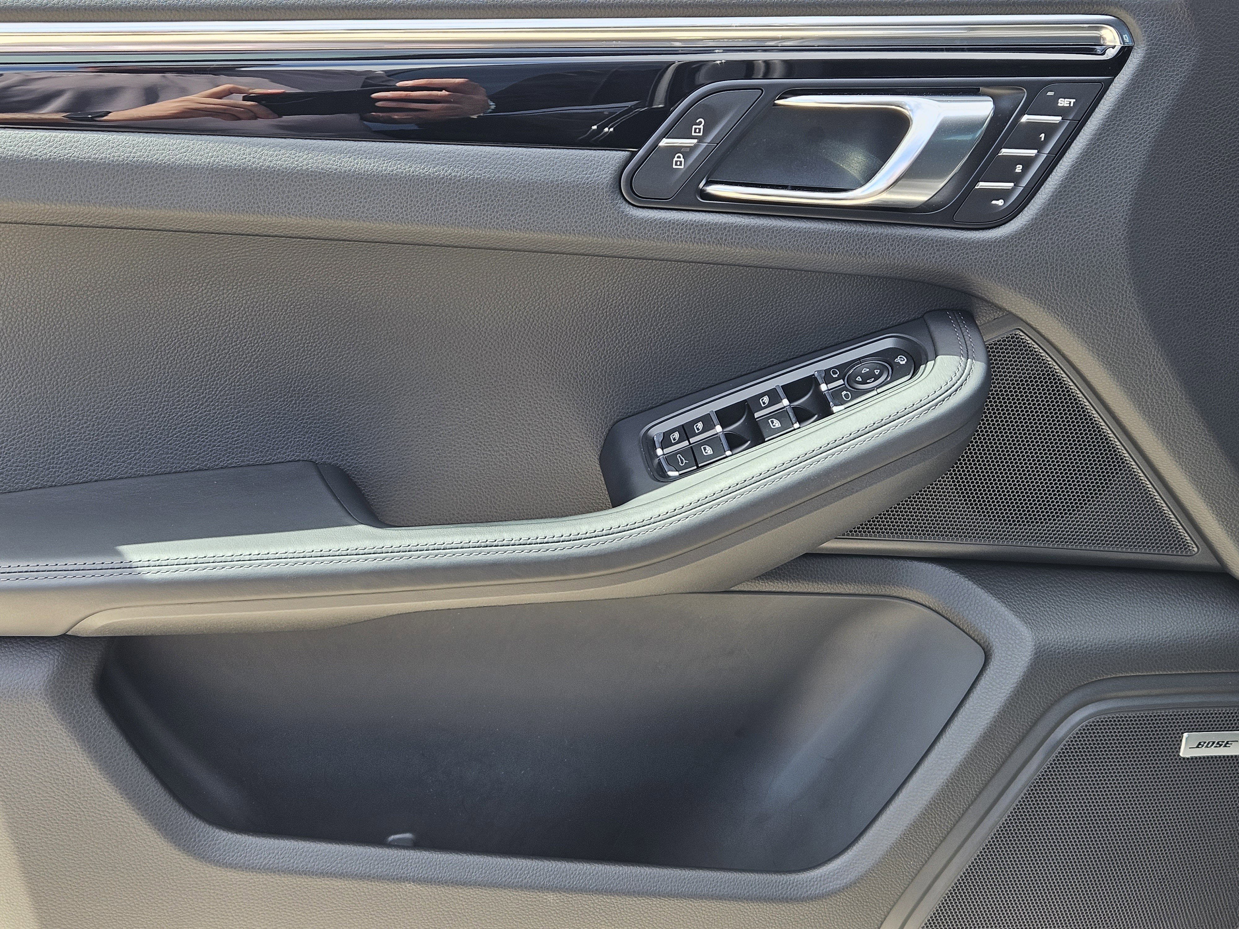 Certified 2026 Porsche Macan image 22