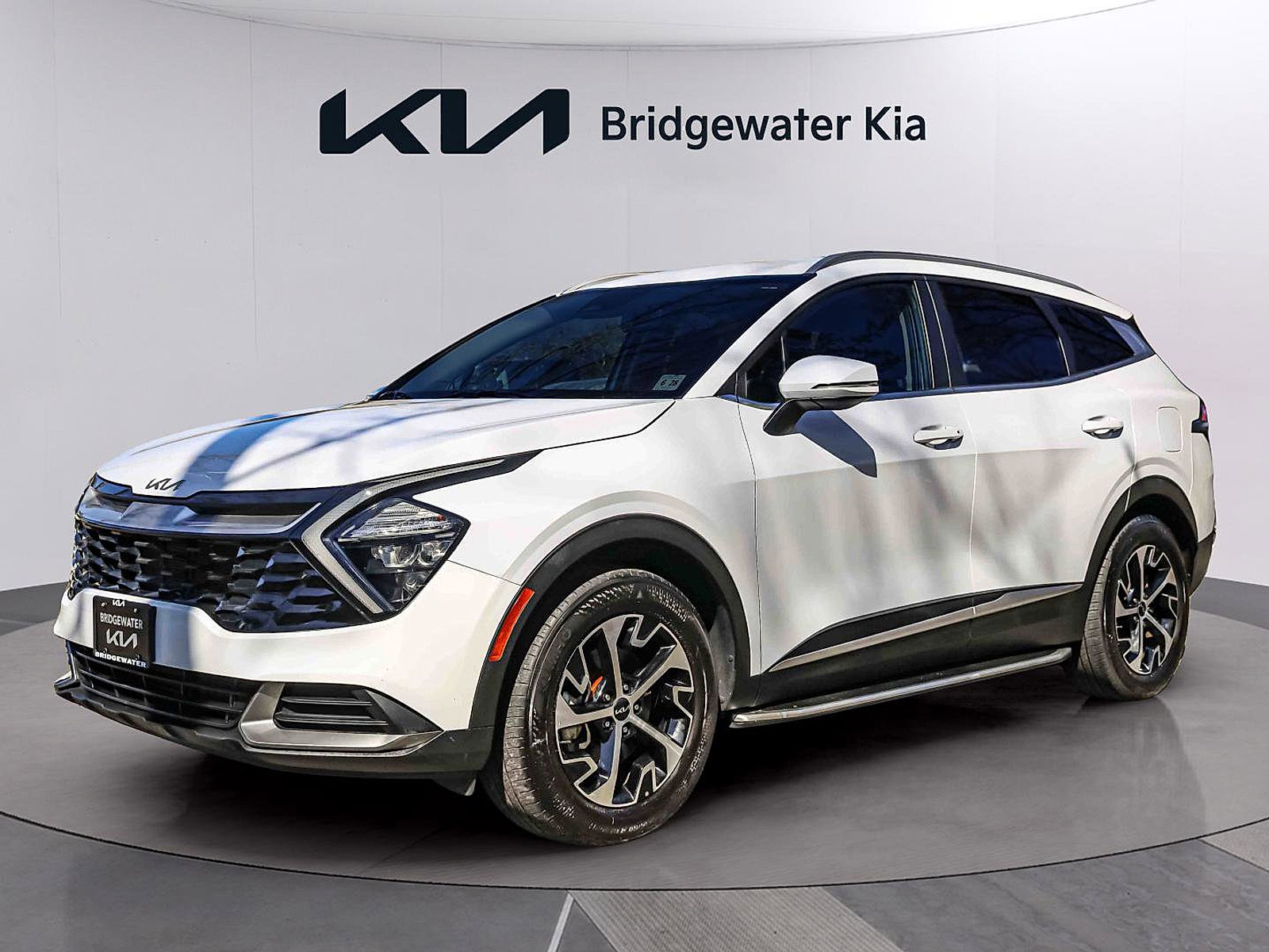 Certified 2023 Kia Sportage EX image 4