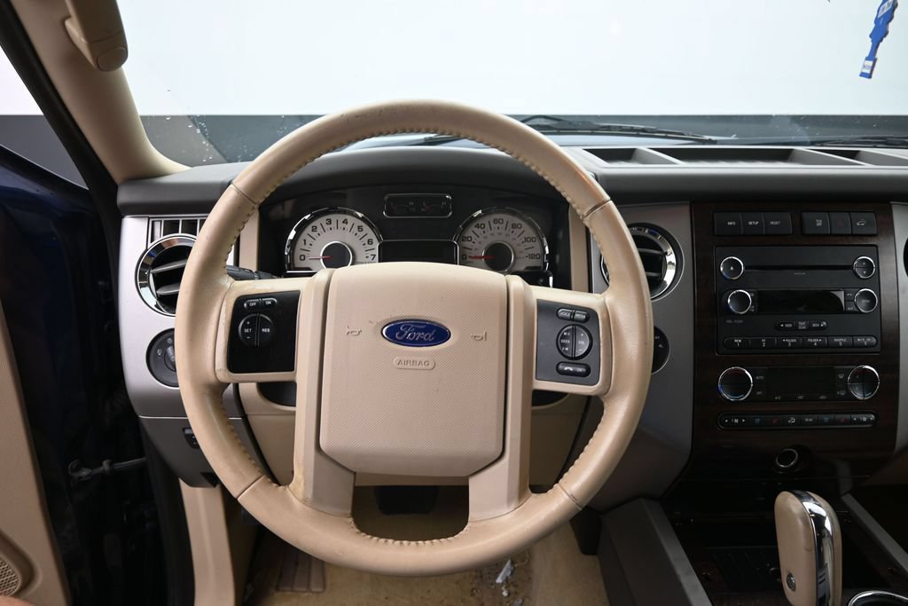 Used 2014 Ford Expedition EL XLT w/ Equipment Group 202A AWD/4WD image 15