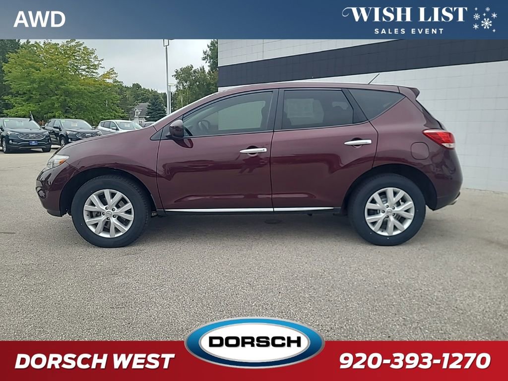 Used 2014 Nissan Murano S image 2