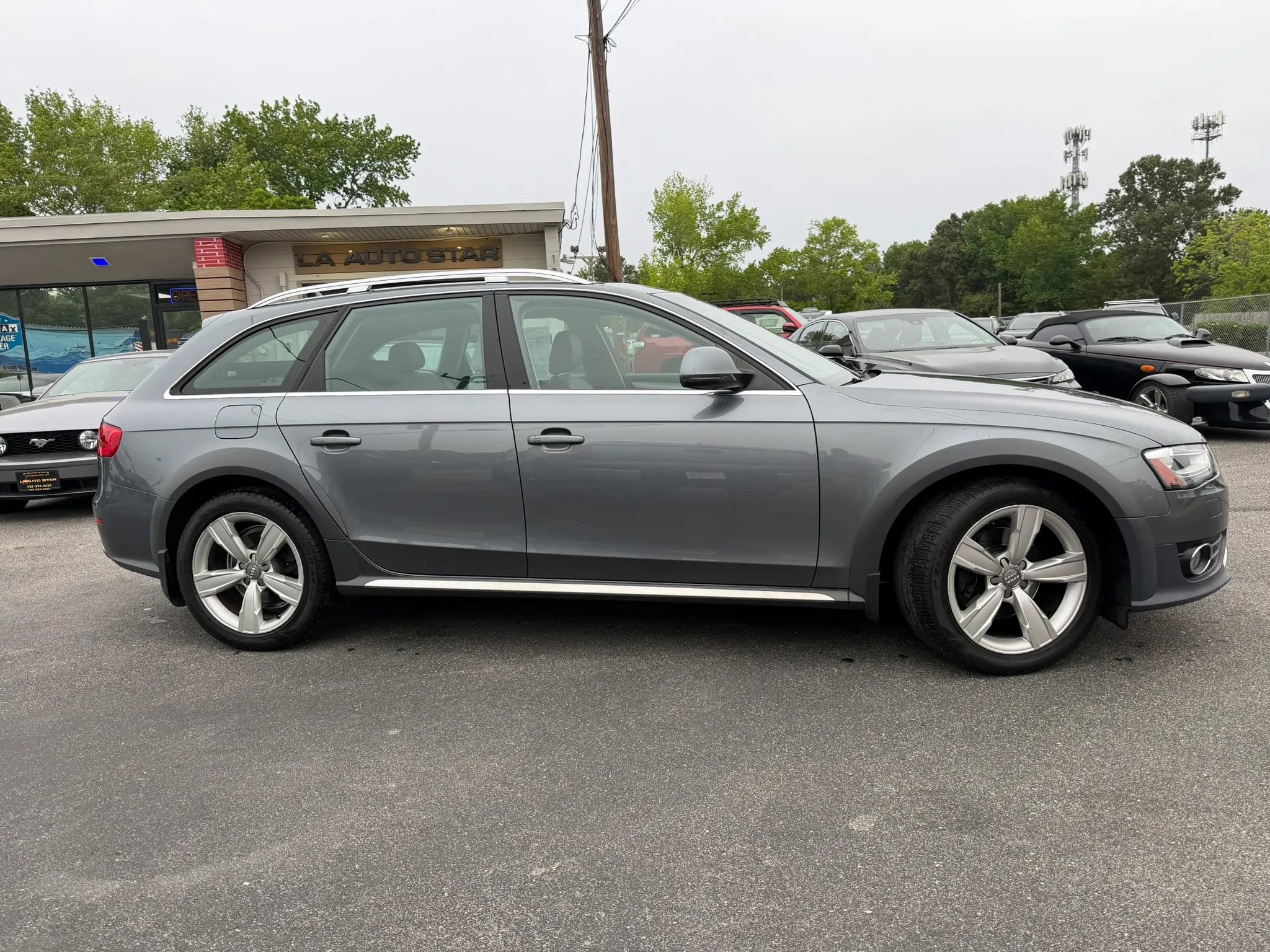 Used 2013 Audi A4 Premium Plus w/ Premium Plus Pkg AWD/4WD image 2