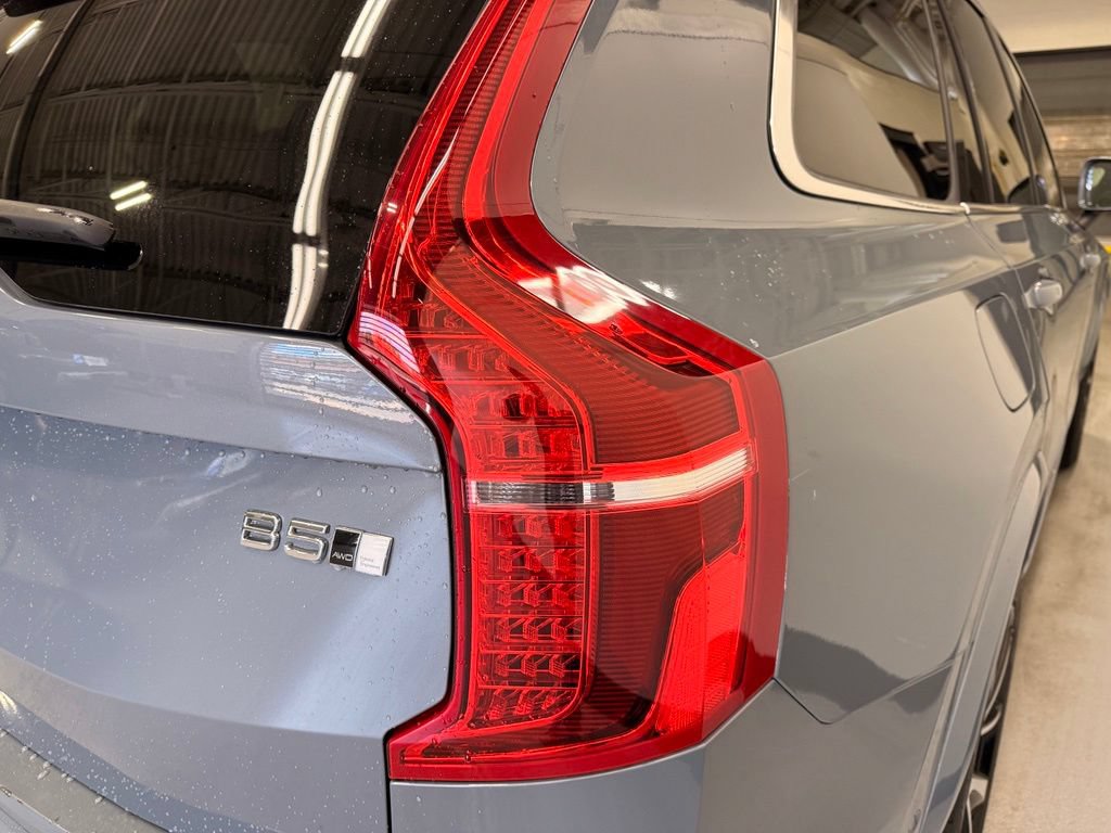 Used 2023 Volvo XC90 B5 Plus AWD/4WD image 5