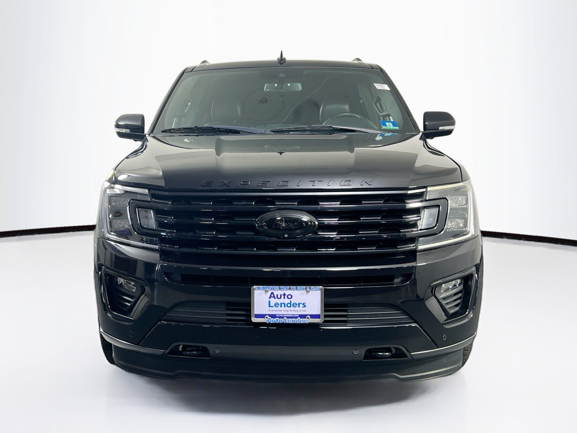 Used 2019 Ford Expedition Limited w/ Equipment Group 303A AWD/4WD image 2