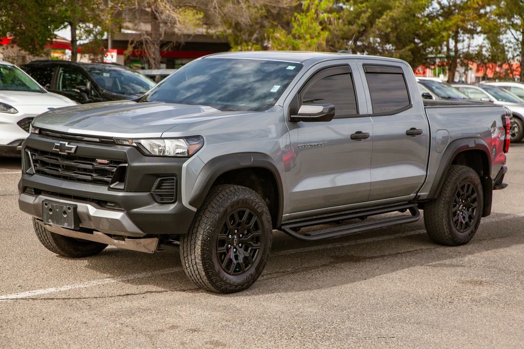 Used 2025 Chevrolet Colorado Trail Boss w/ LPO, Skid Plate Package AWD/4WD image 9
