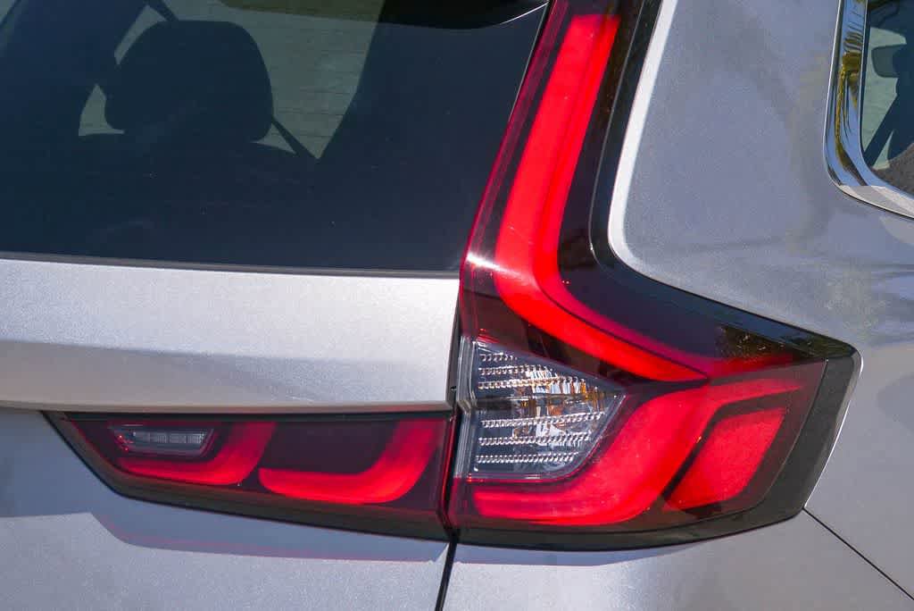 Used 2023 Honda CR-V EX-L image 10