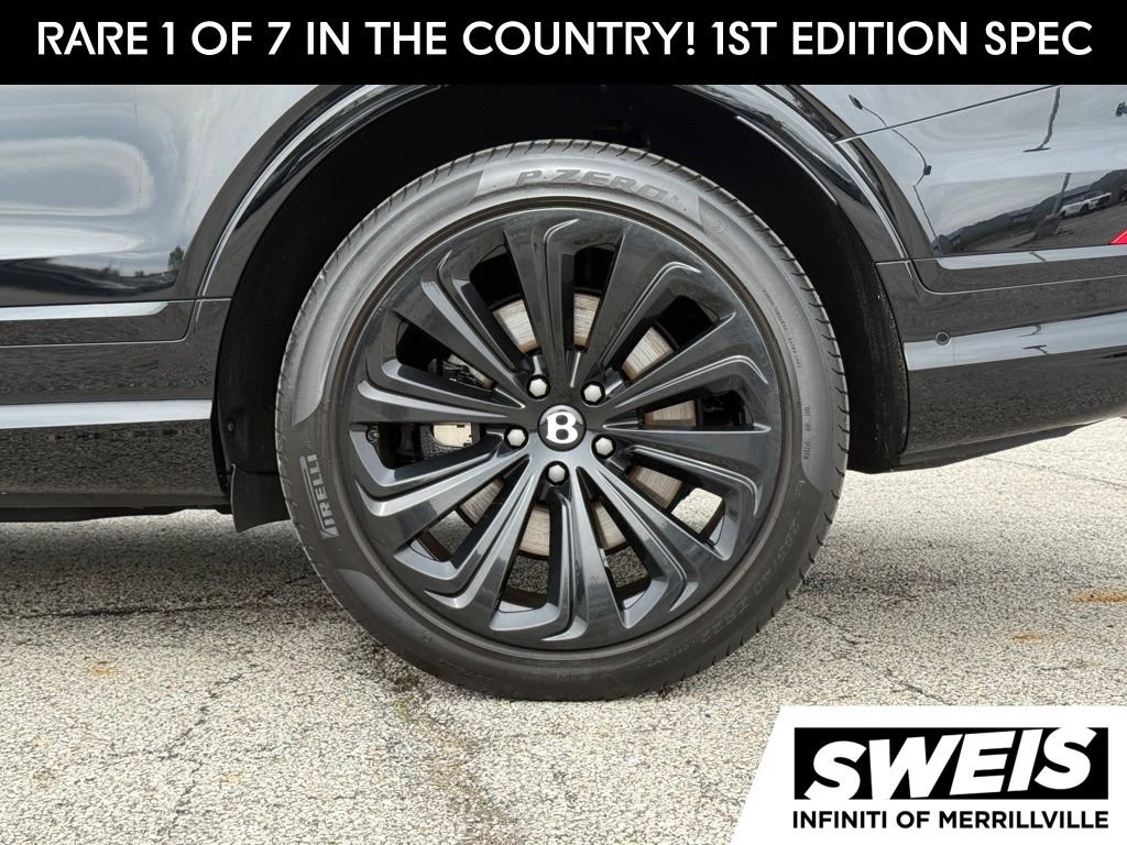 Used 2023 Bentley Bentayga Extended Wheelbase AWD/4WD image 12