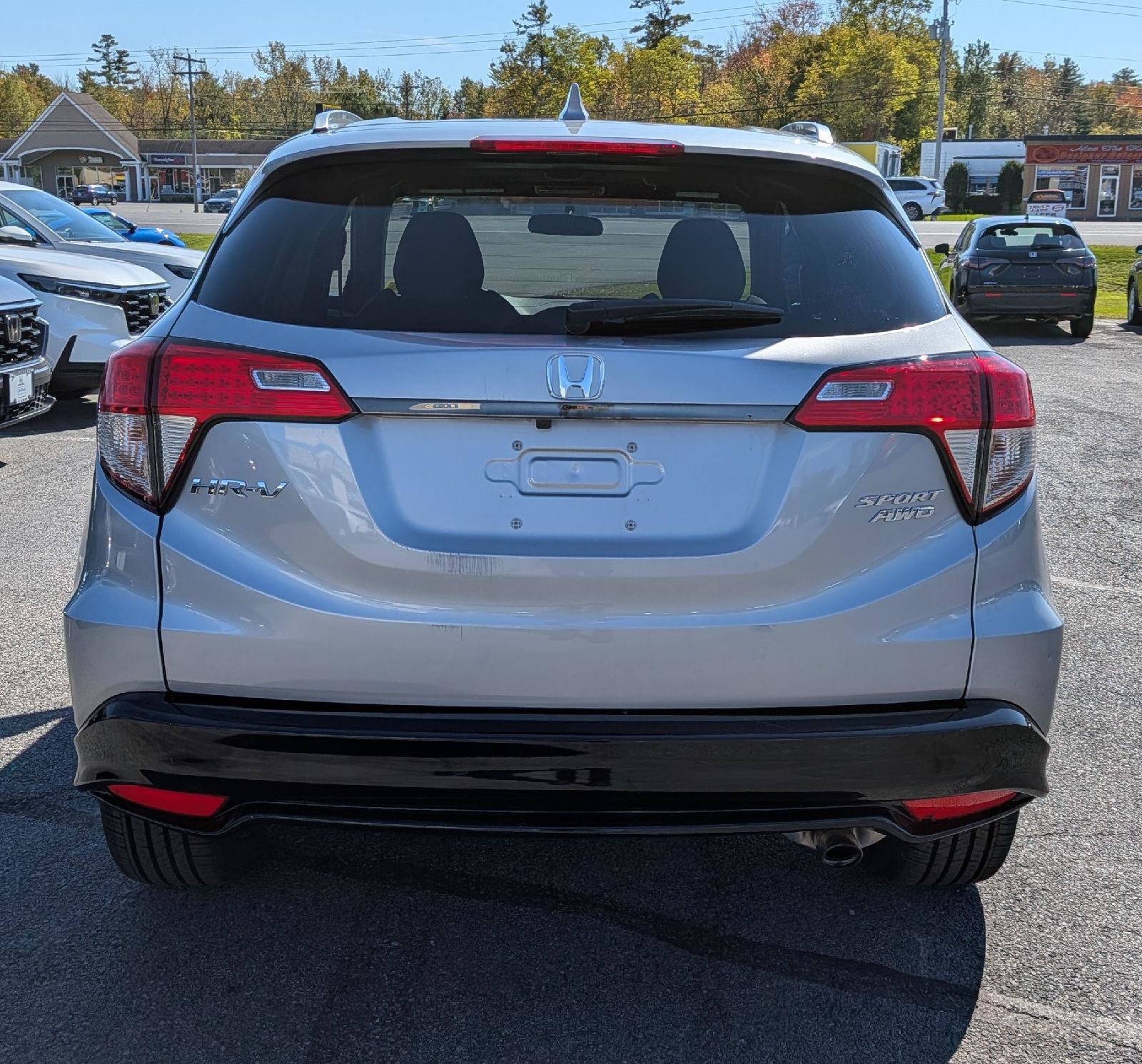 Certified 2022 Honda HR-V Sport image 9